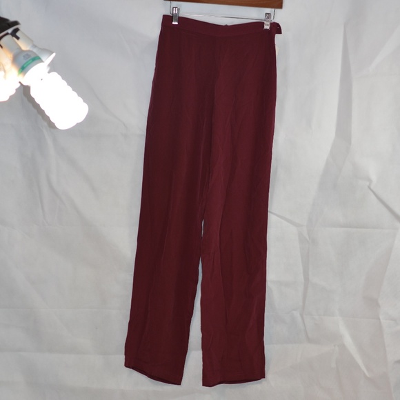 100 % Silk Blouse and pants SZ 8 NYGARD COLLECTION NWT - Picture 5 of 7